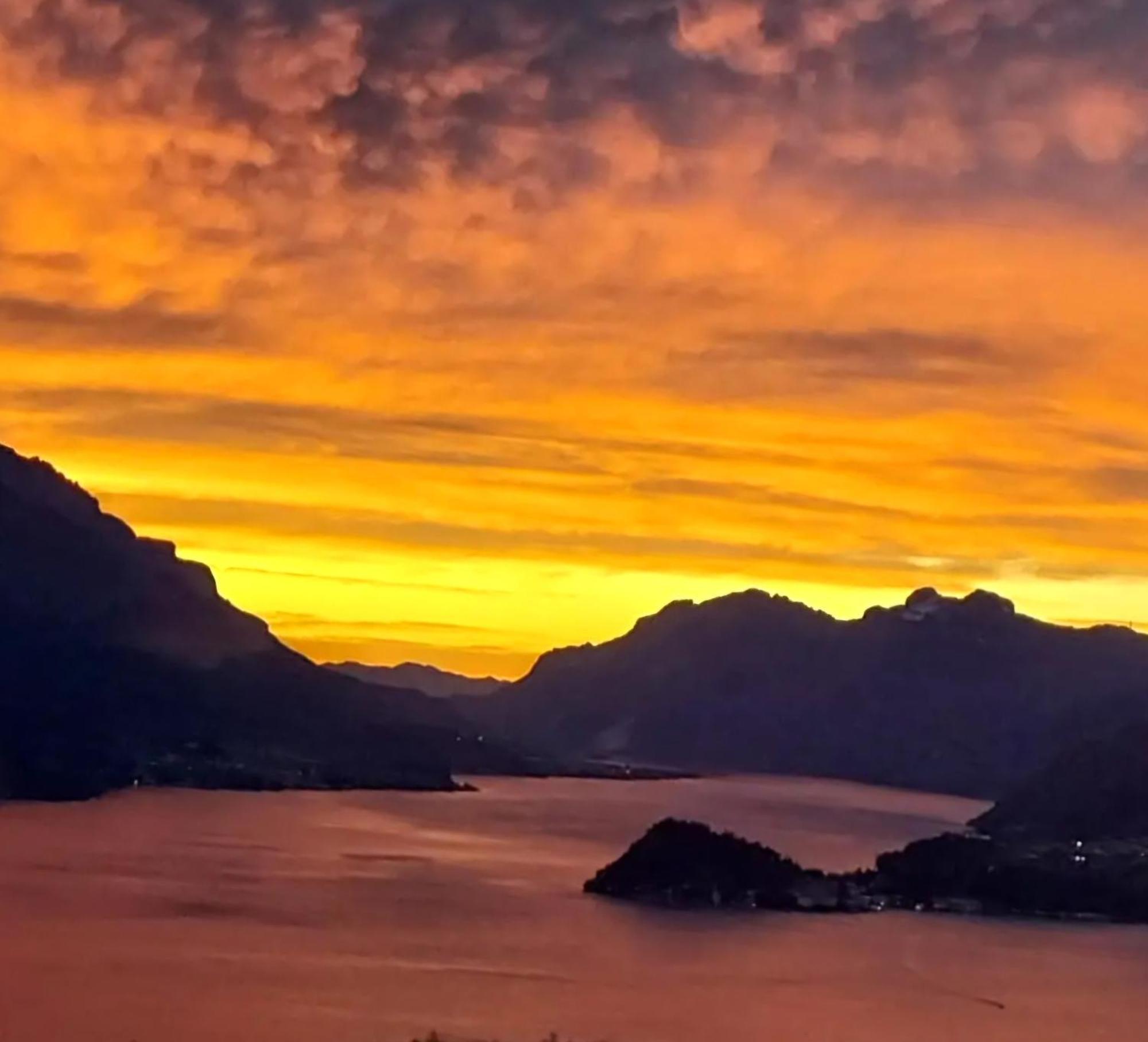 Casa Intignano - Appartamento Con Terrazzo Vista Lago Tremezzo Buitenkant foto