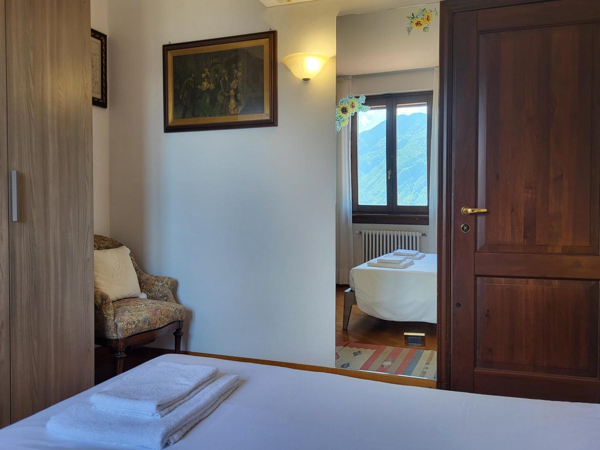 Casa Intignano - Appartamento Con Terrazzo Vista Lago Tremezzo Buitenkant foto