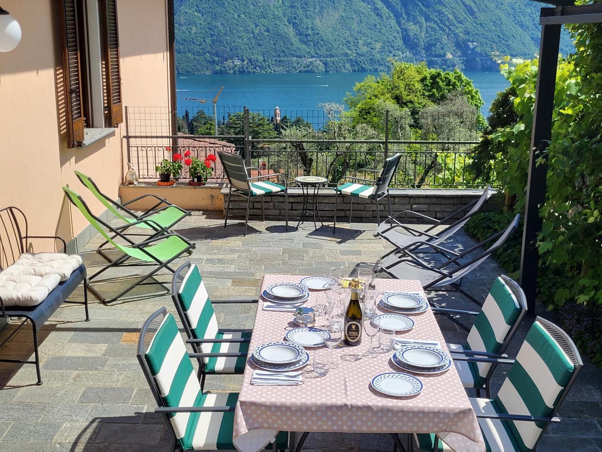 Casa Intignano - Appartamento Con Terrazzo Vista Lago Tremezzo Buitenkant foto